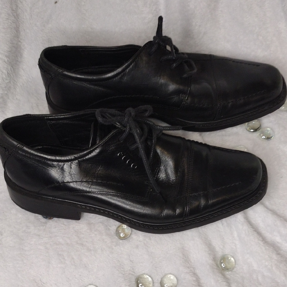 Men's ECCO Black Leather Dress Shoes